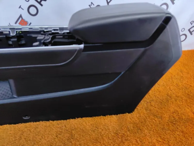 Консоль центральная