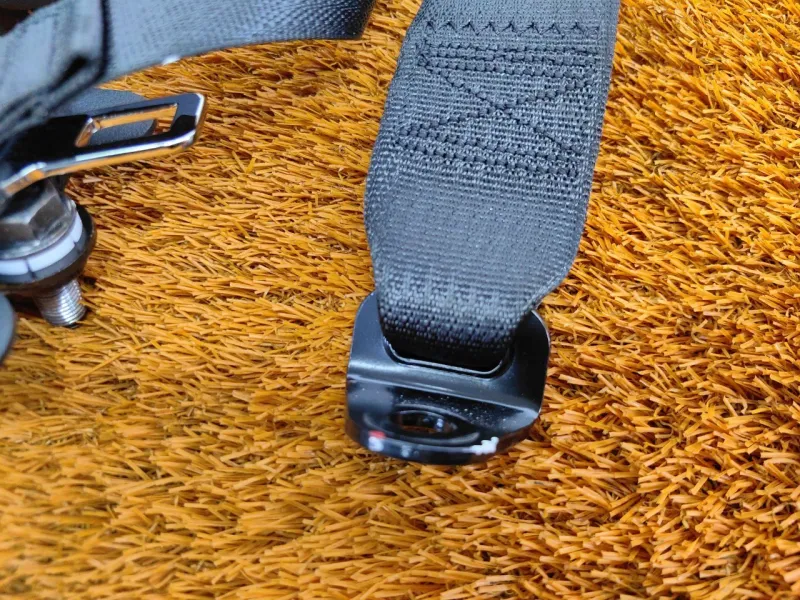 Ремень безопасности