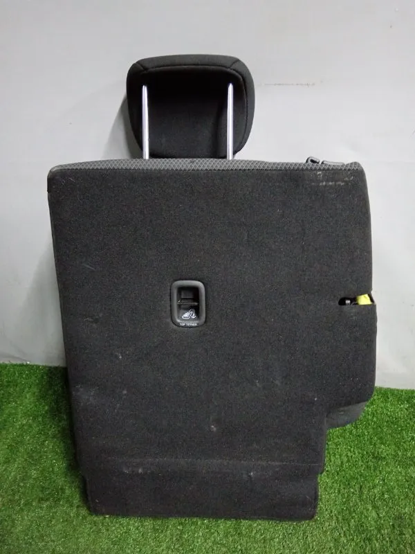 Спинка сиденья