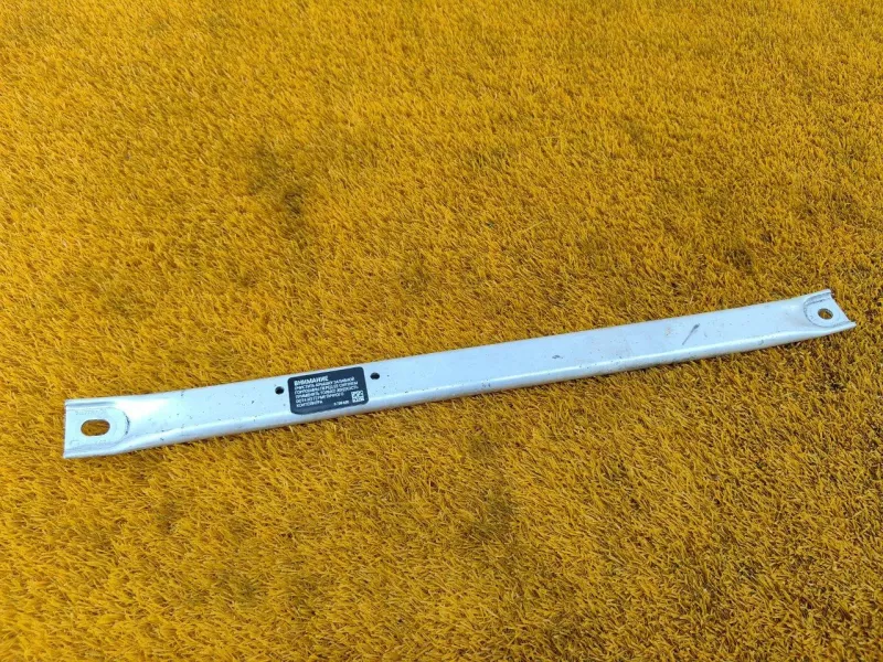 Распорка стоек