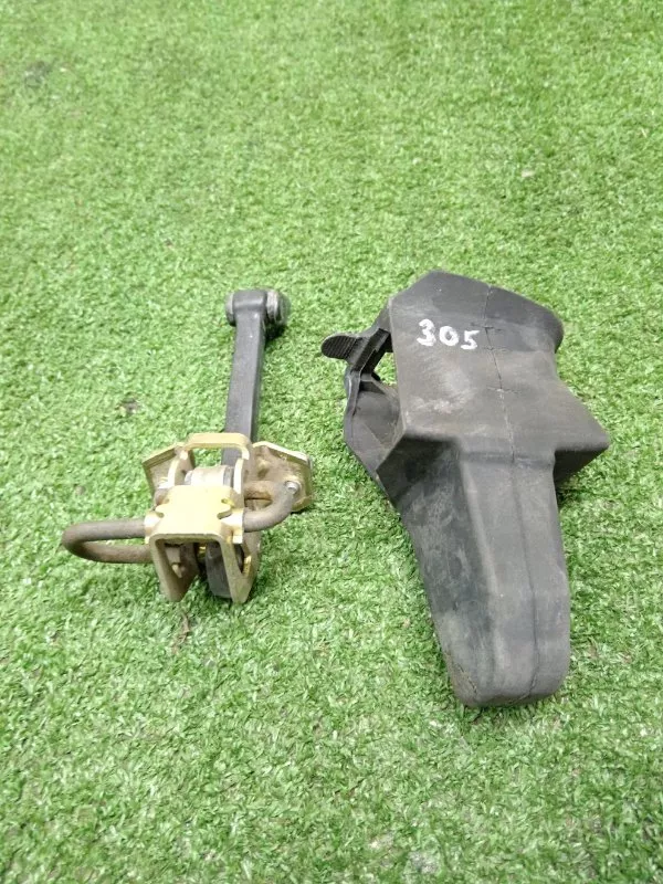 Ограничитель двери