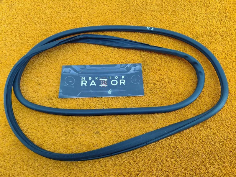 Уплотнитель проема двери