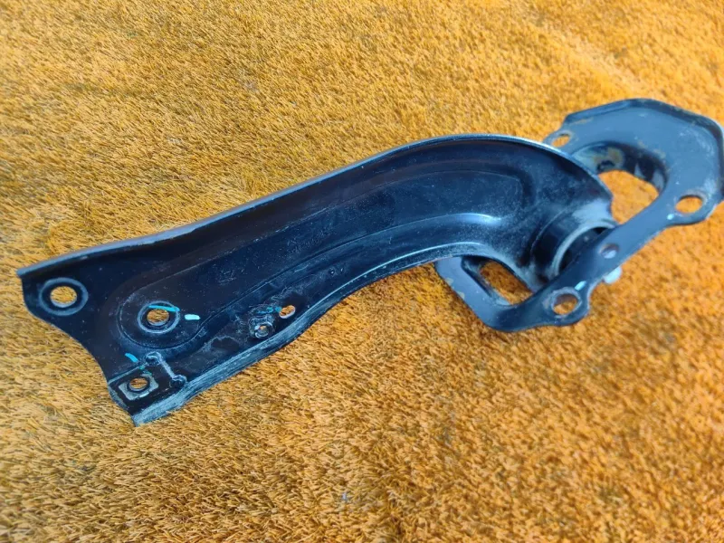 Рычаг подвески