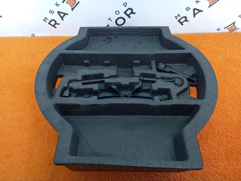 Ящик для инструментов