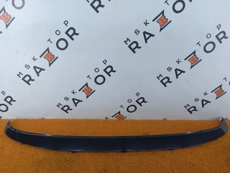 Накладка крышки багажника