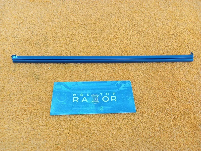 Уплотнитель стекла двери