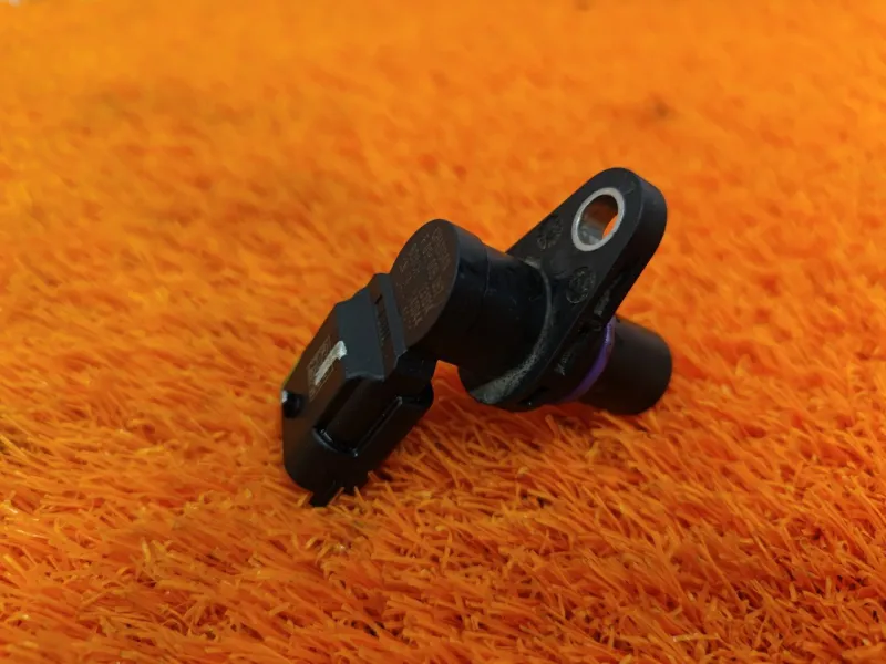 Датчик положения распредвала