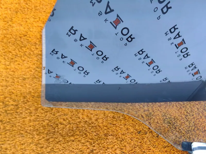 Стекло двери