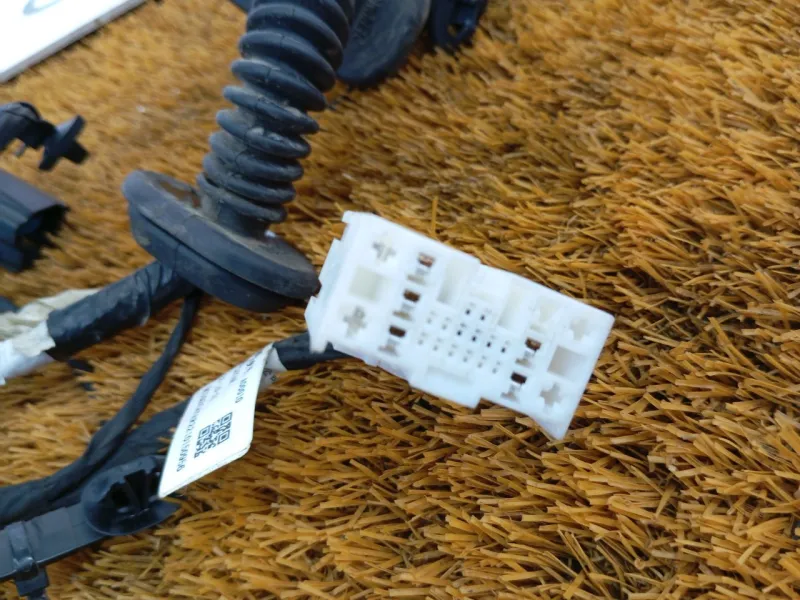 Проводка двери