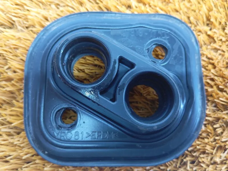 Пыльник радиатора печки