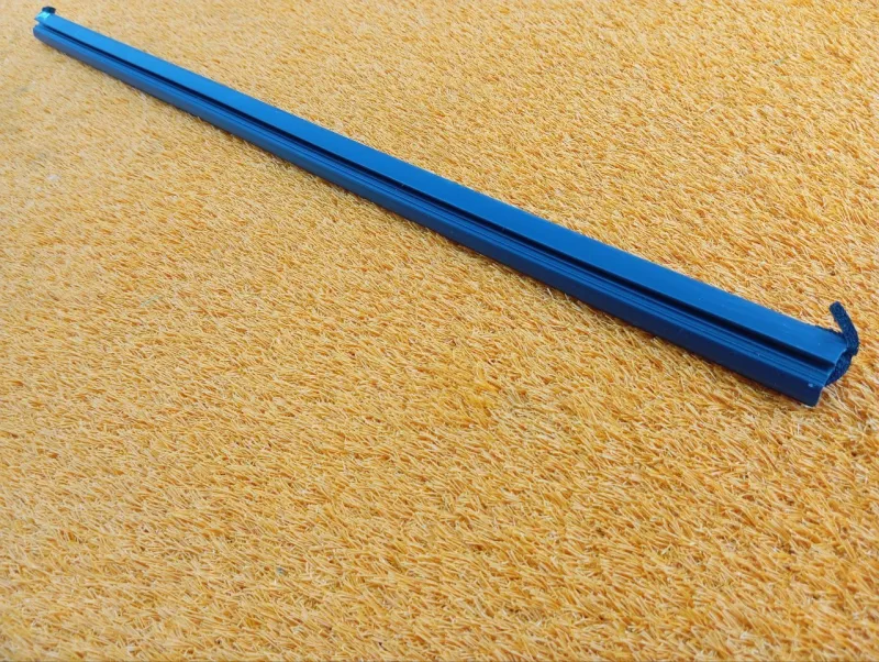 Уплотнитель стекла двери