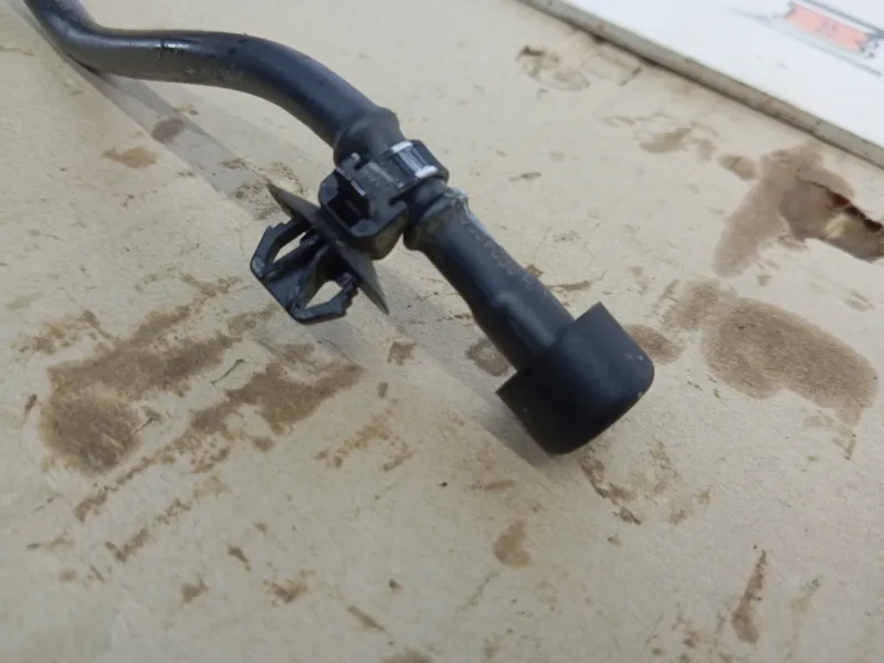 Трубка вентиляционная