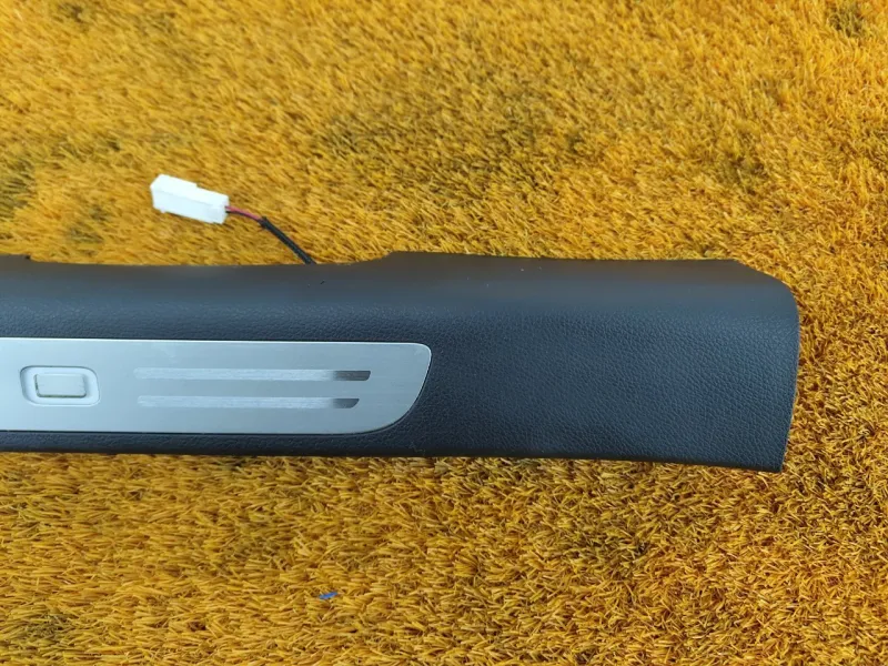 Накладка порога внутренняя