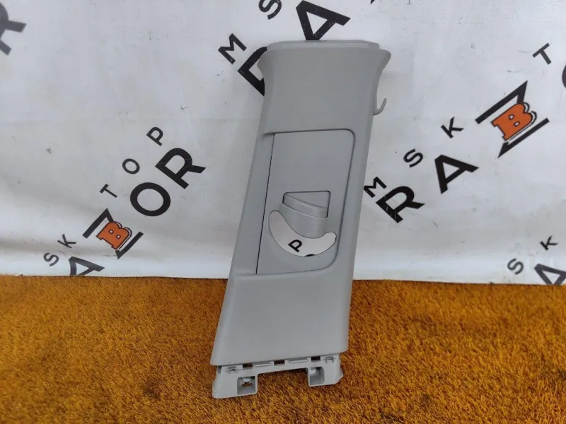 Накладка на стойку кузова