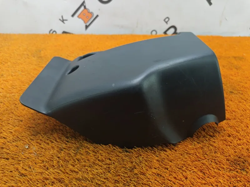 Кожух рулевой колонки