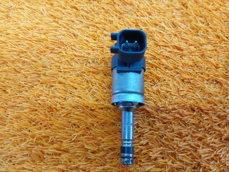 Форсунка топливная