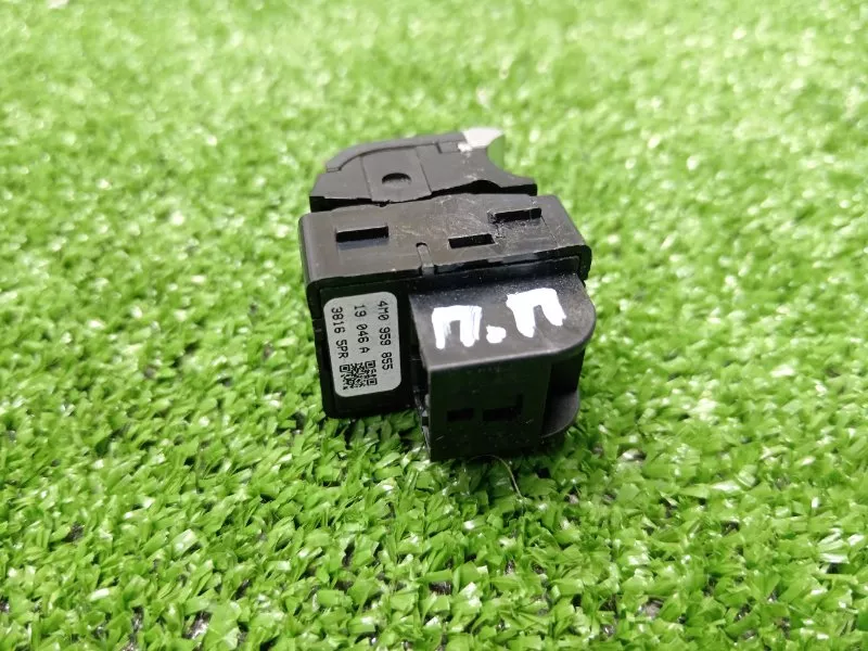 Кнопка стеклоподъемника