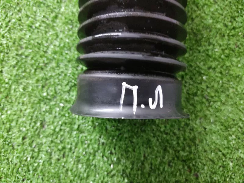 Пыльник амортизатора