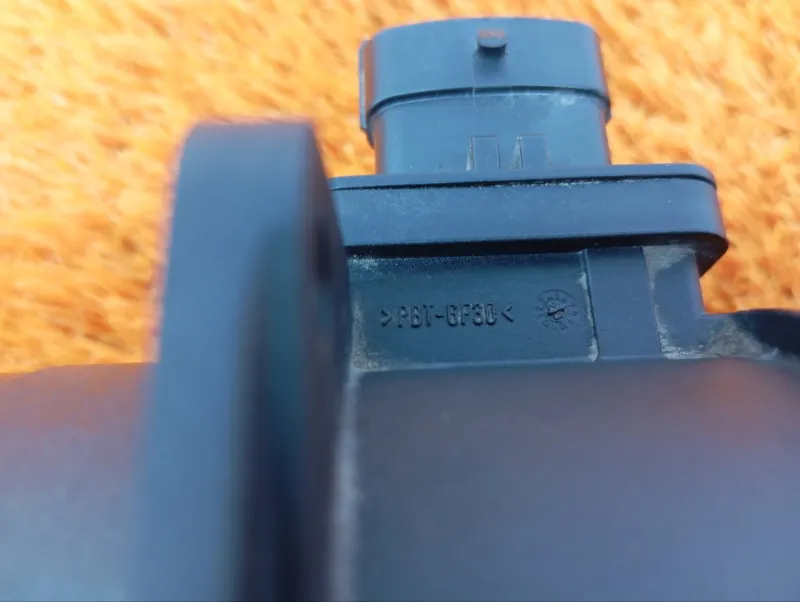 Датчик массового расхода воздуха