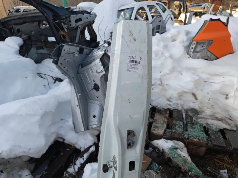 Порог с центральной стойкой