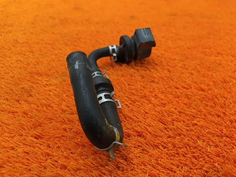 Клапан вентиляции топливного бака