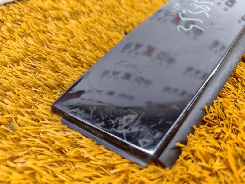 Молдинг двери