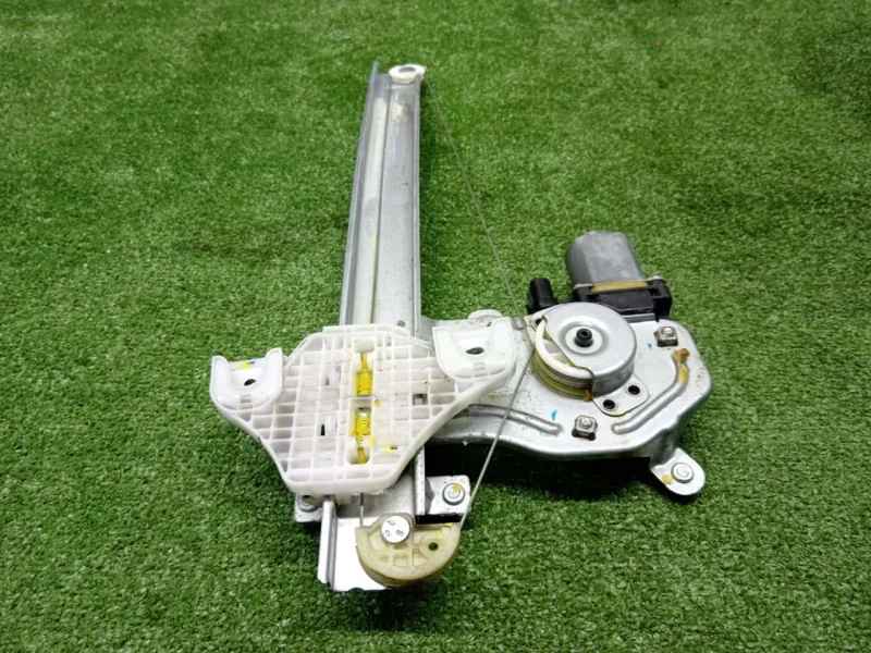 Стеклоподъемник