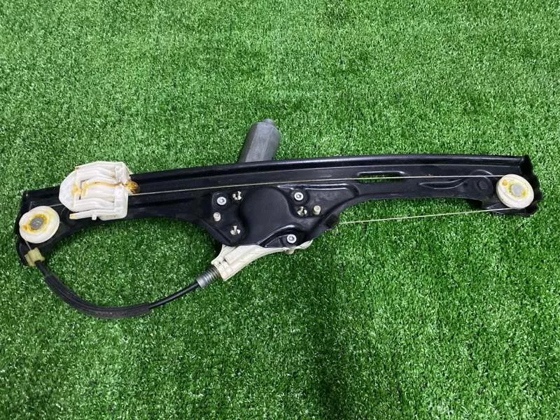 Стеклоподъемник BMW X5 2007 51357166382 E70, задний правый
