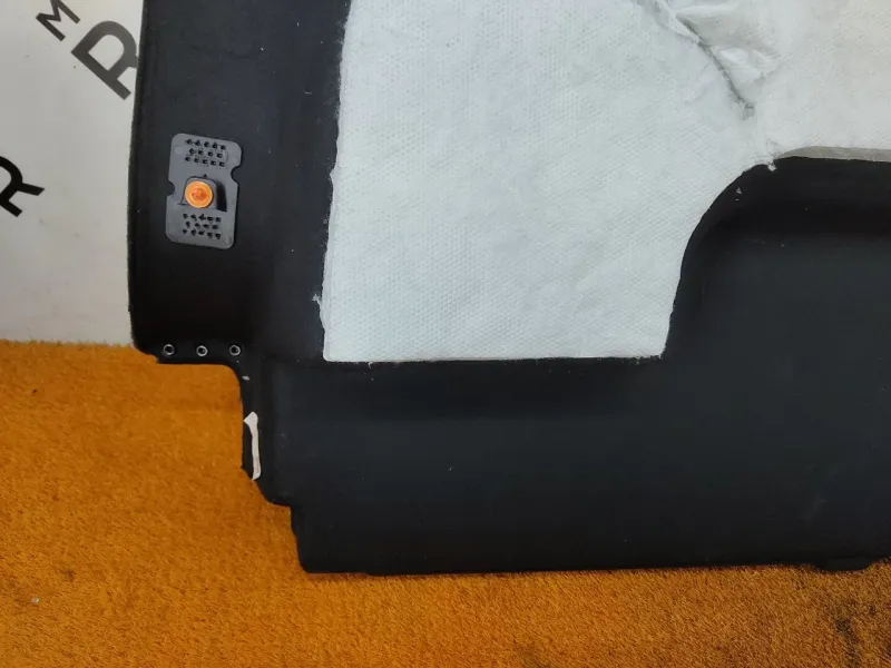 Обшивка багажника