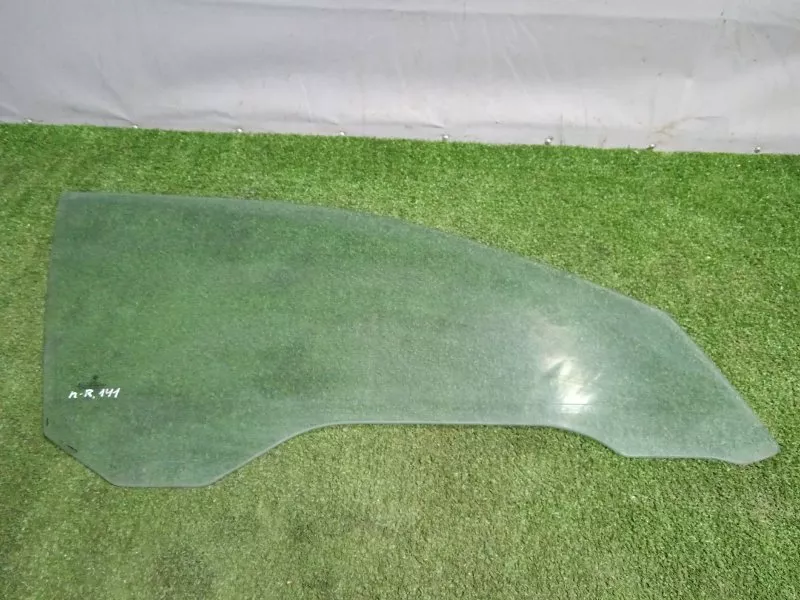 Стекло двери BMW 5-Series 2001 51348189257 E39, переднее правое