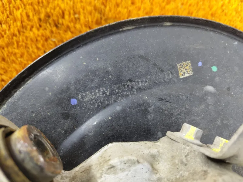 Кулак поворотный