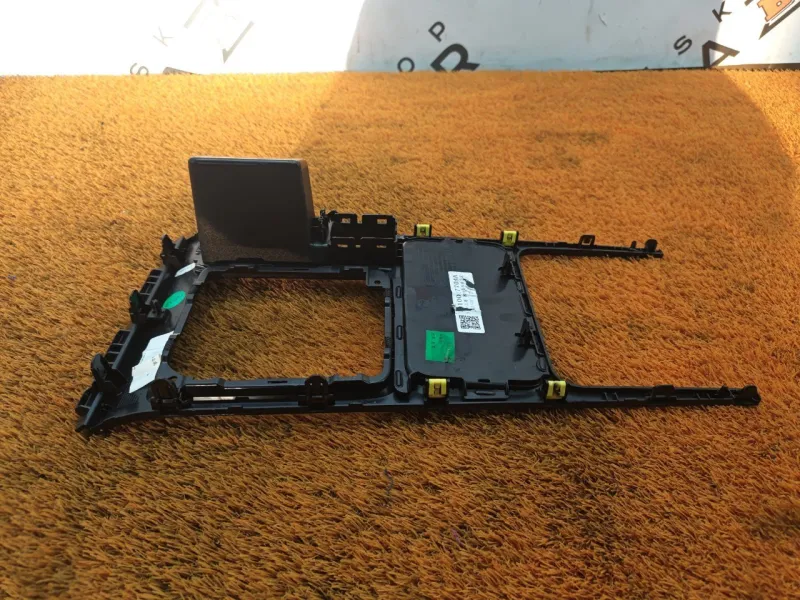 Накладка центральной консоли