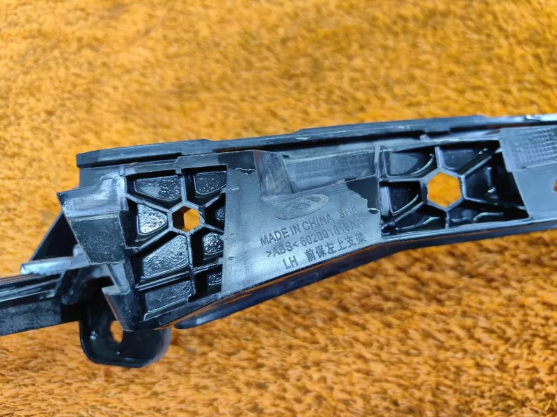 Кронштейн бампера