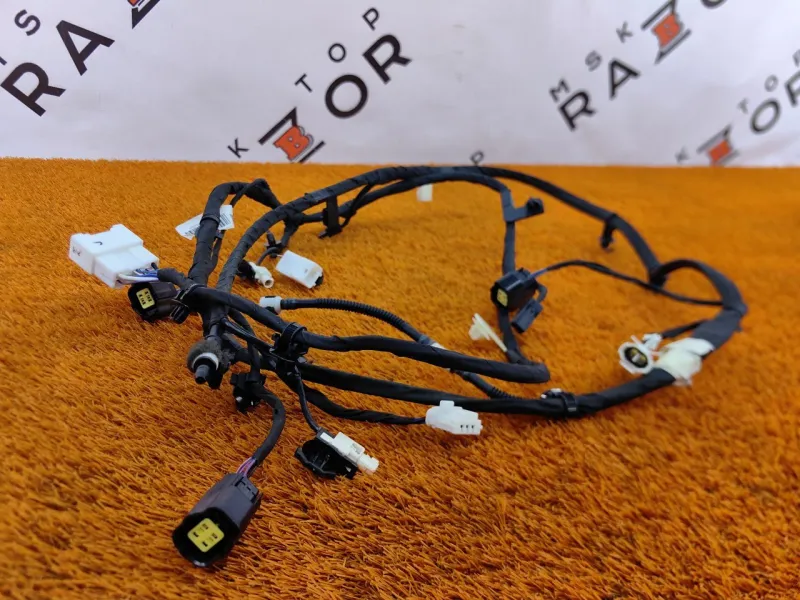 Электропроводка крышки багажника