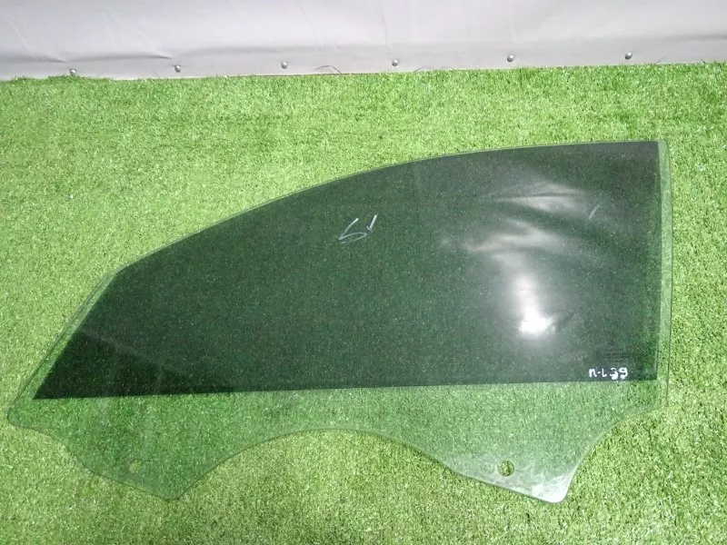 Стекло двери BMW 3-Series 2006 51337060263 E90, переднее левое