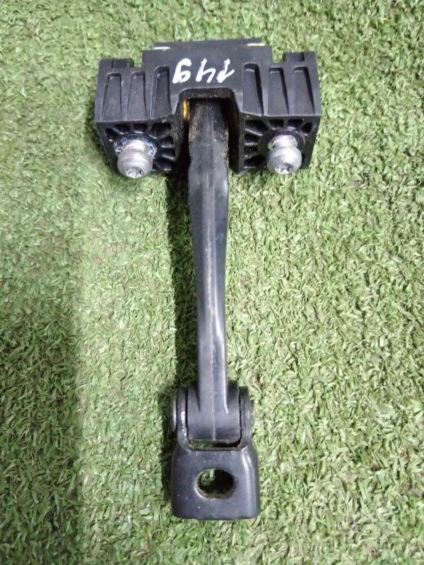 Ограничитель двери BMW 1-Series 2008 51217176809 E87, передний левый