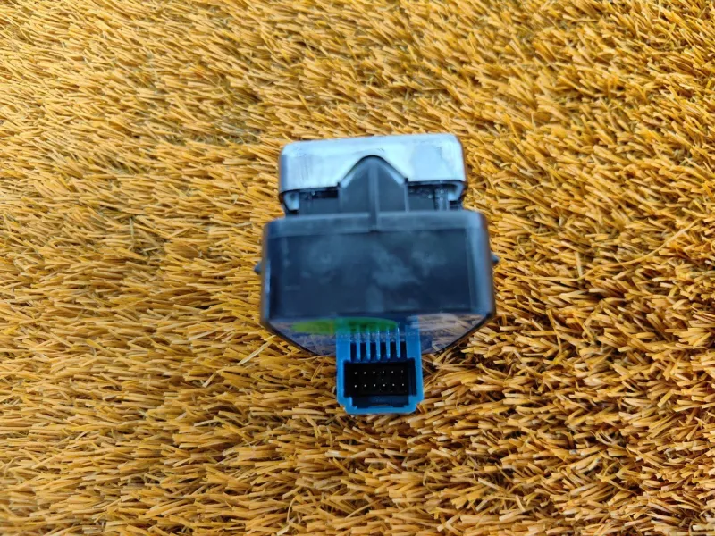 Джойстик регулировки зеркал