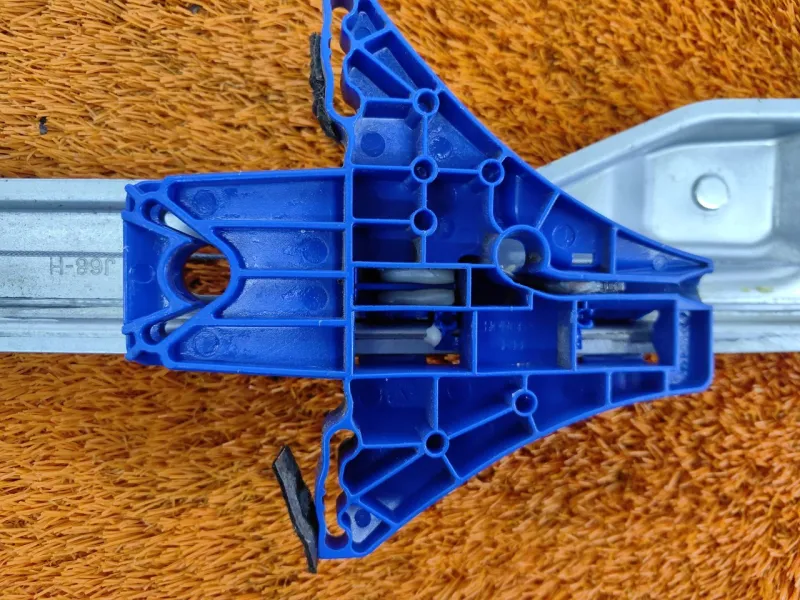 Стеклоподъемник