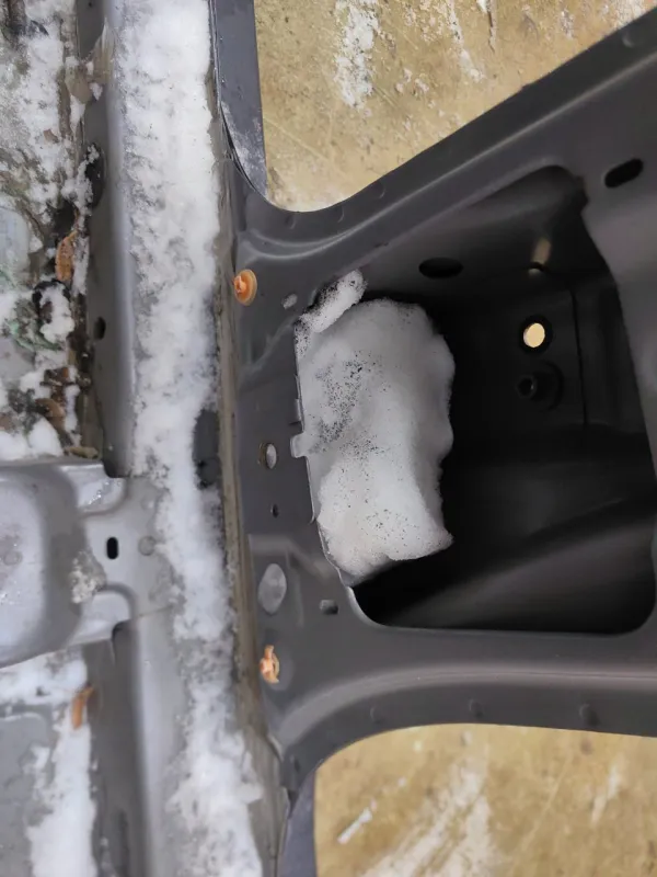 Порог с центральной стойкой