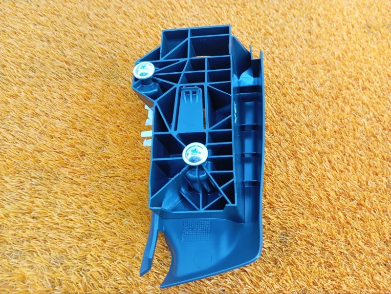 Направляющая ремня безопасности