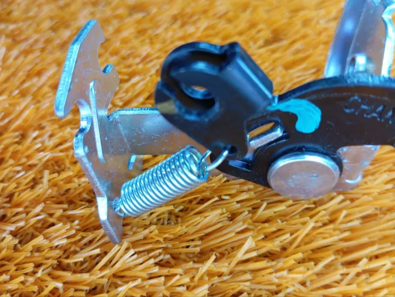 Ручка открывания бензобака