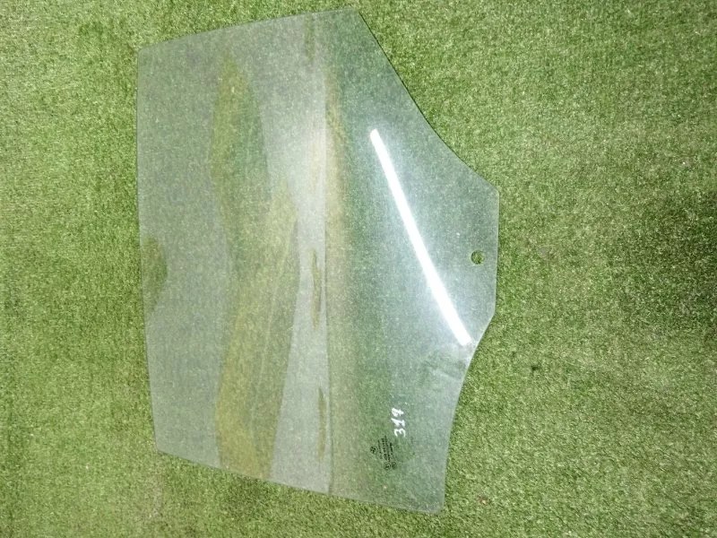 Стекло двери BMW 1-Series 2004 51357067793 E87, заднее левое