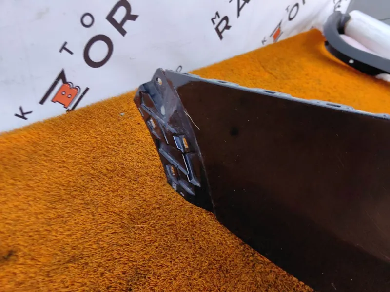 Накладка бампера