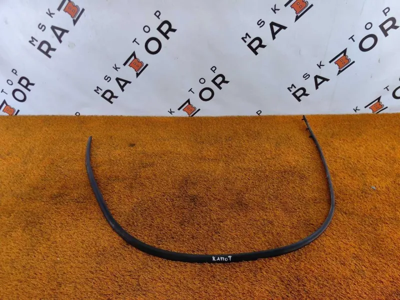 Уплотнитель капота Changan UNI-V 2023 C281F2704030100