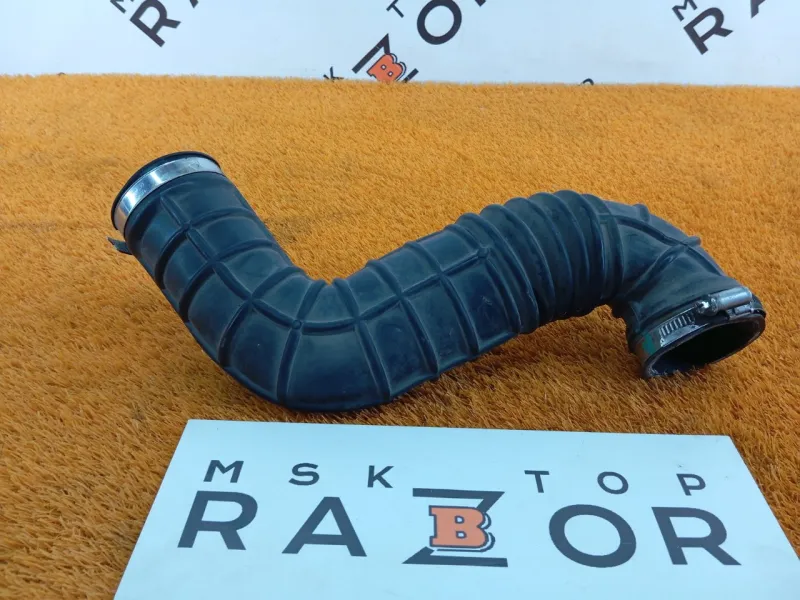 Патрубок воздушного фильтра