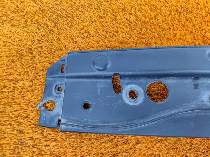 Накладка крыла