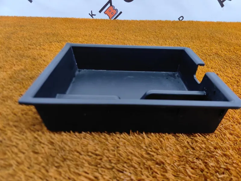 Ящик передней консоли