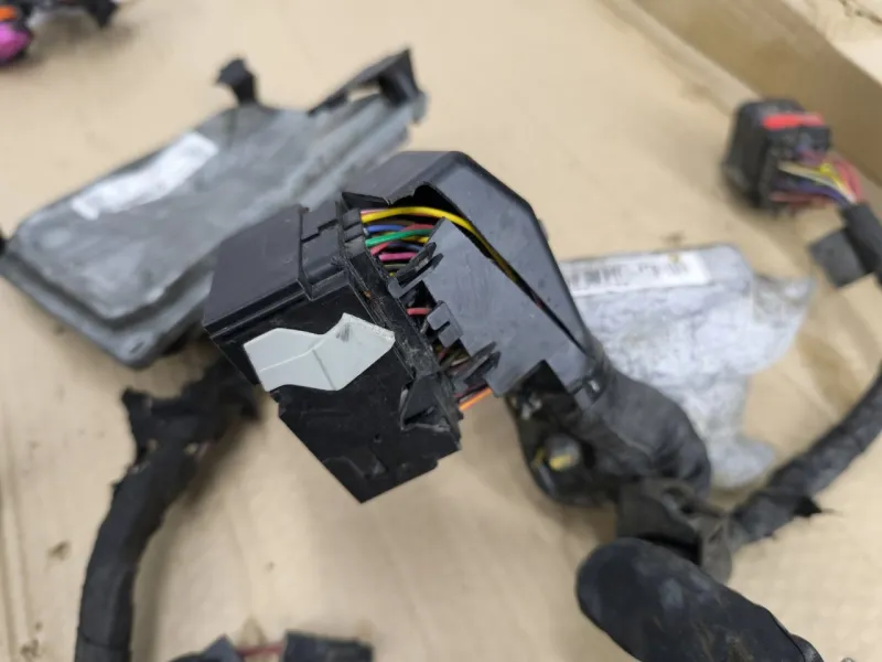 Проводка подкапотная