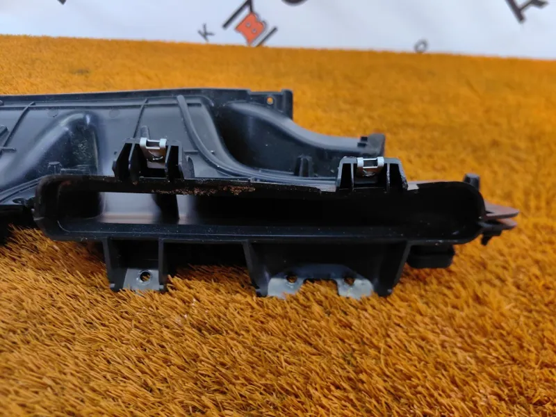 Дефлектор воздушный