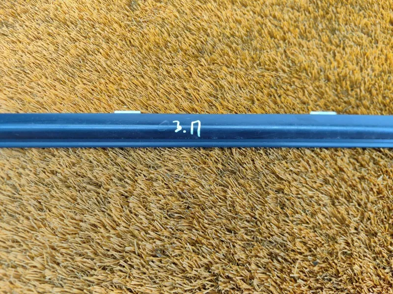 Молдинг стекла